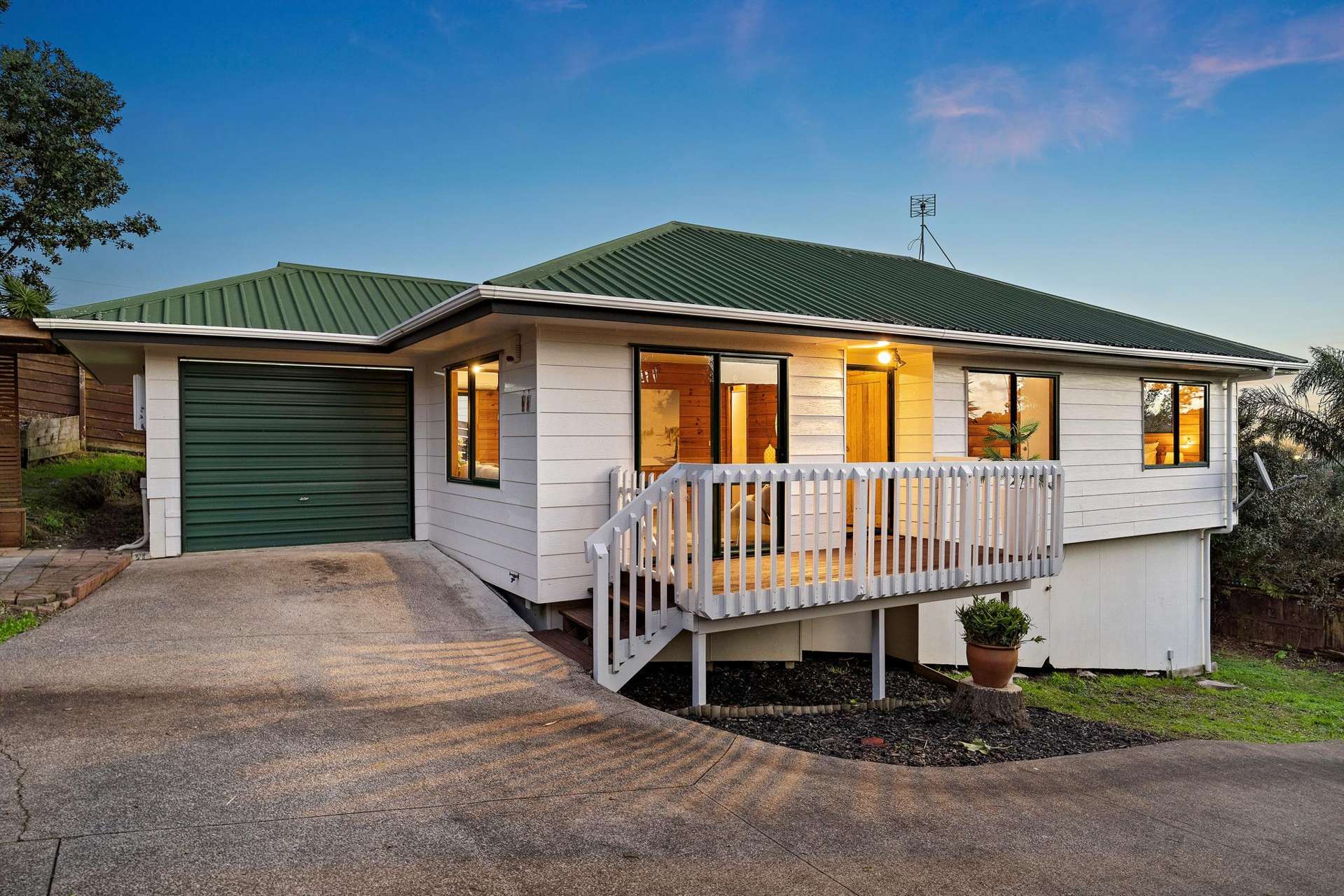 2/8 Mayfield Road Glenfield_0