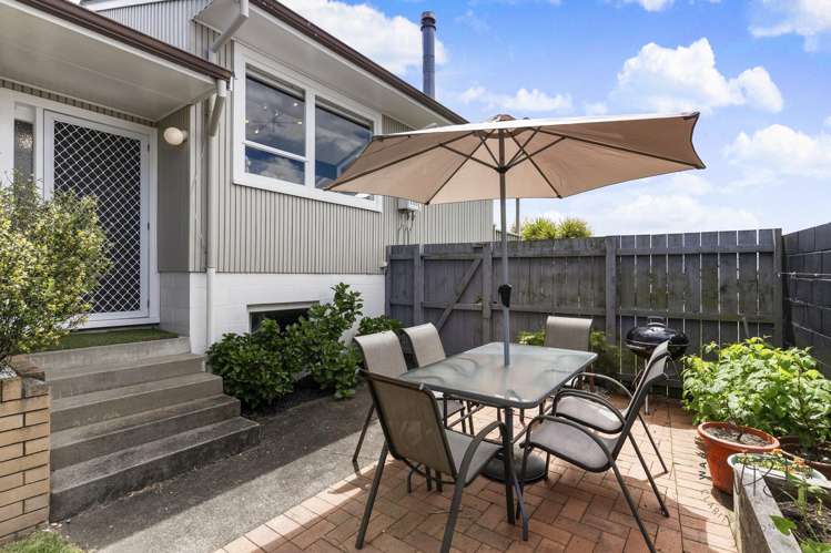 12 Lakeside Drive Pahurehure_16