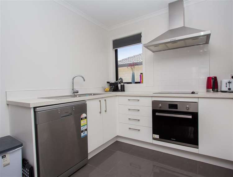 9B Warwick Avenue 1148_6
