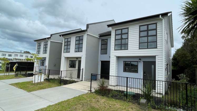 11 Kaha Lane Henderson_6