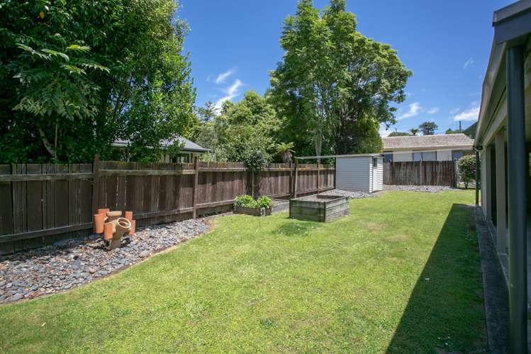 9 Eliot Place Leamington_16