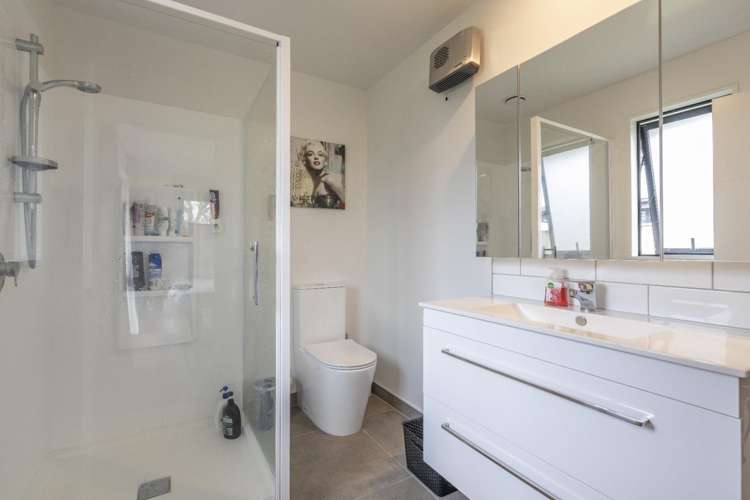 25 Crossley Avenue Woodend_12