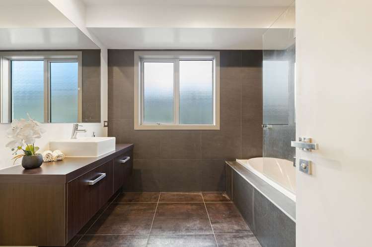 57 Howards Drive Dalefield/Wakatipu Basin_19