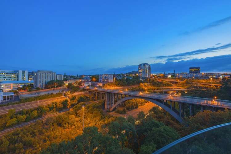 902/18 Saint Martins Lane Grafton_13