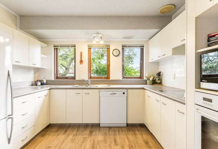 A/37 Beach Road Manly_15