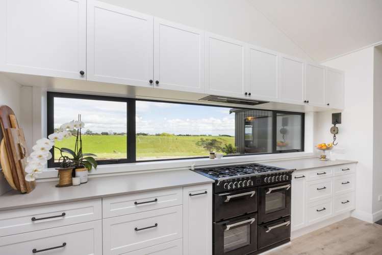 51 View Road Halcombe_6
