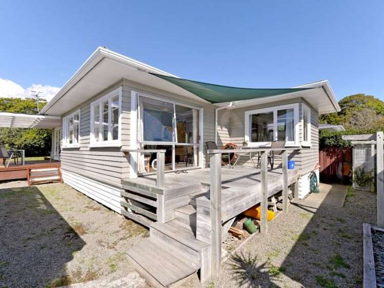 1/6 Hilliard Street Stoke_1