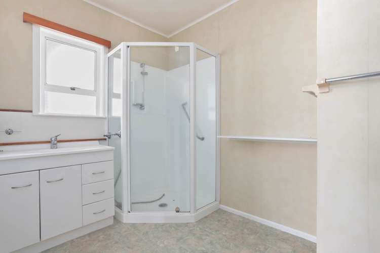 46 Gloria Avenue Te Atatu Peninsula_11