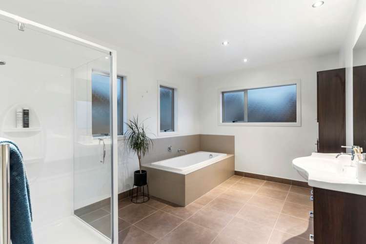 34 Letterkenny Place Blockhouse Bay_13