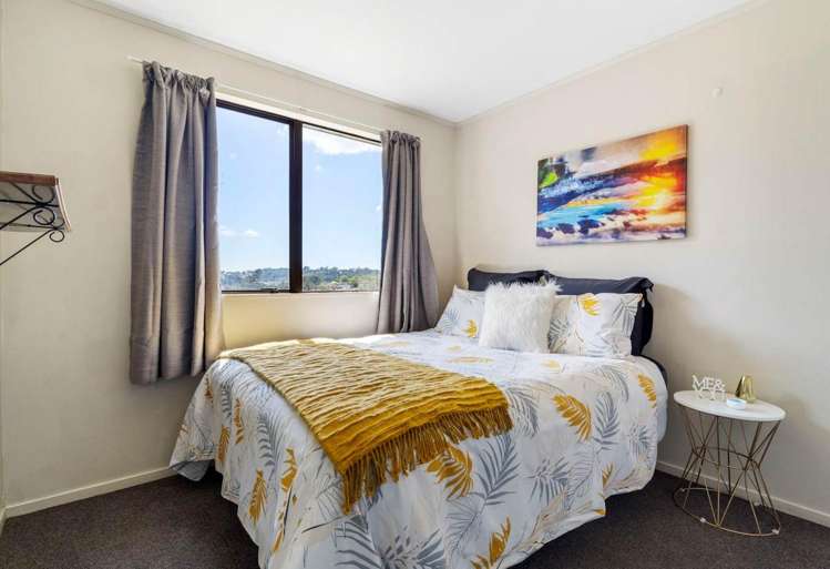 179 Solar Road Glen Eden_5