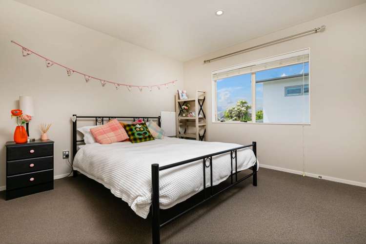 12 Lemon Grove Lane Greenhithe_17