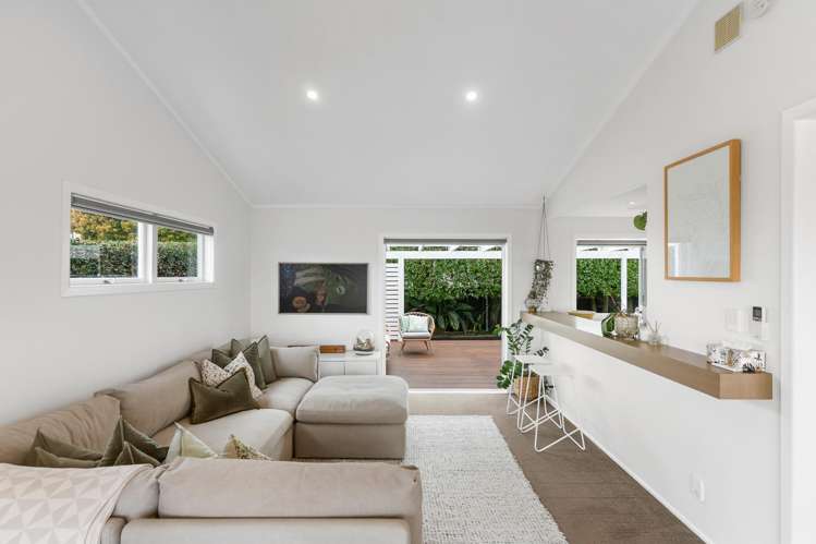 28 Lindis Place Mangere Bridge_12
