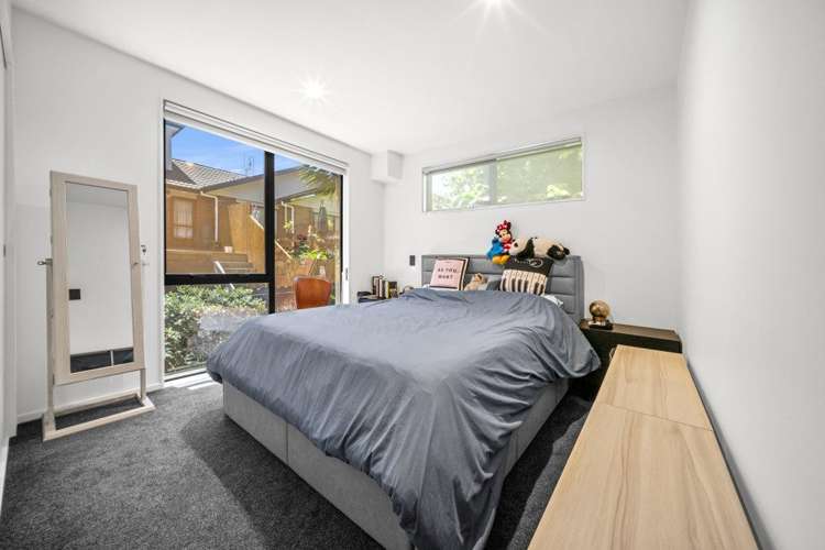 25F Oteha Valley Road Northcross_9