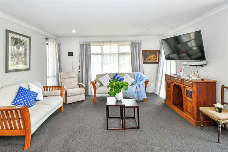 12 Fletcher Lane Patumahoe_6