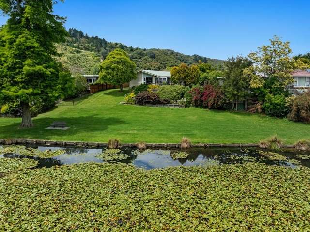 Scenic Lakefront Charm with Sunlit Spaces