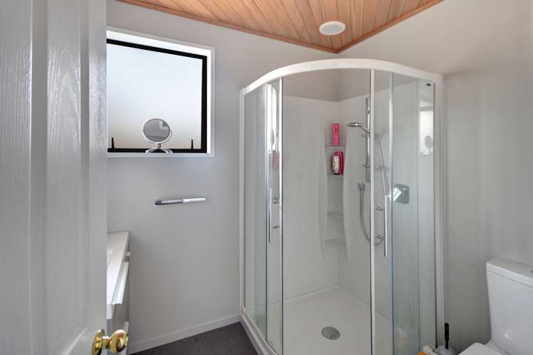 139 North Taieri Road Abbotsford_11