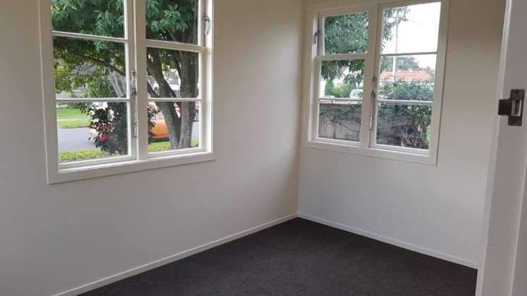 37A Twentieth Avenue 1068_9