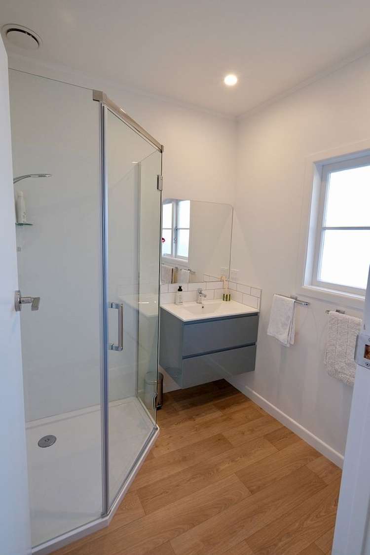 248 Fox Street Hamilton East_11