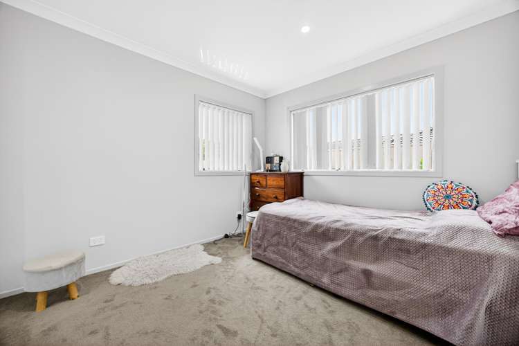 37 Riverglade Parkway Te Atatu South_13