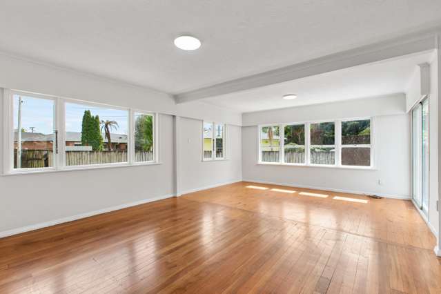 64 Sutton Crescent Papakura_3