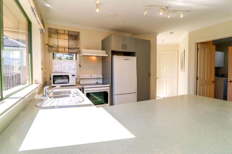 403 Court Street Thames_5