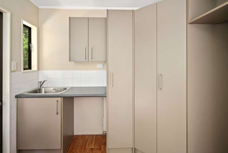 2/17a Brunner Street Nelson South_16