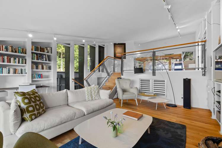 61 Victoria Road South Onetangi_10