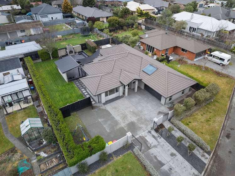 24 James Drive Woodend_11