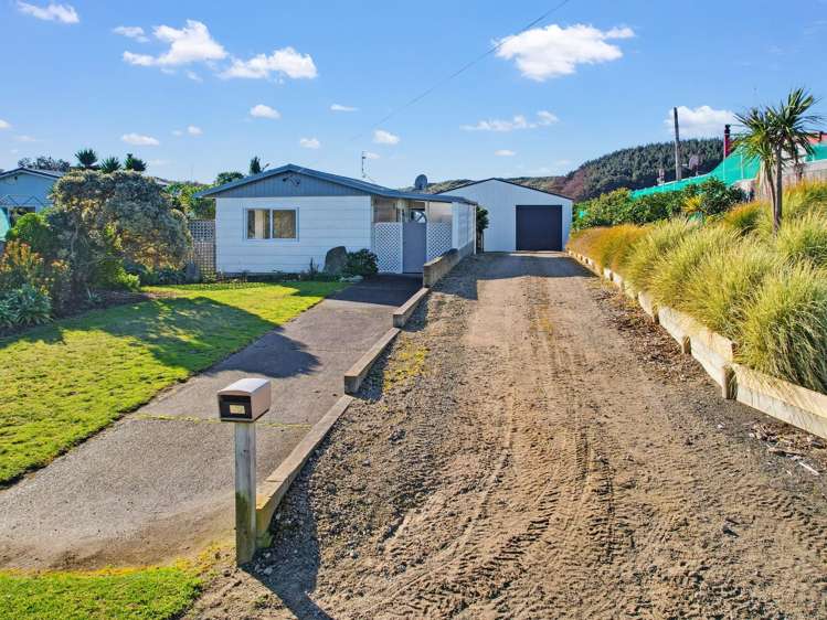 52 Wainui Street Koitiata_26