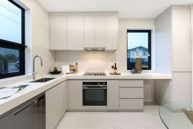 54E Royal View Road_1