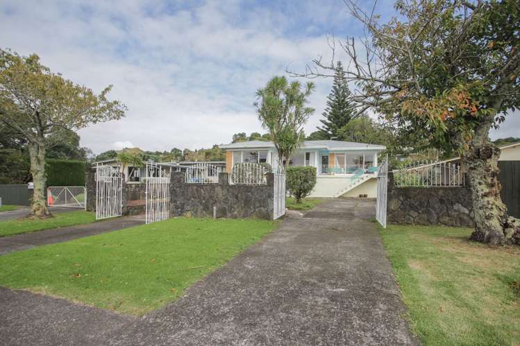 90 Coronation Road Mangere Bridge_11