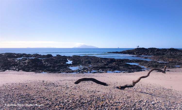 829 Cove Road Waipu_19