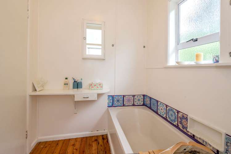 109 Rangiuru Road Otaki Beach_13