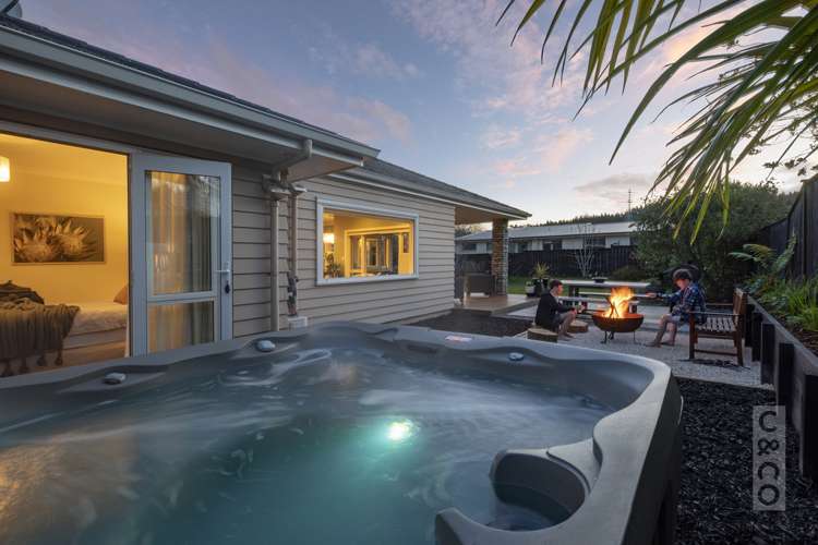 4 Crabb Fields Lane Riverhead_16