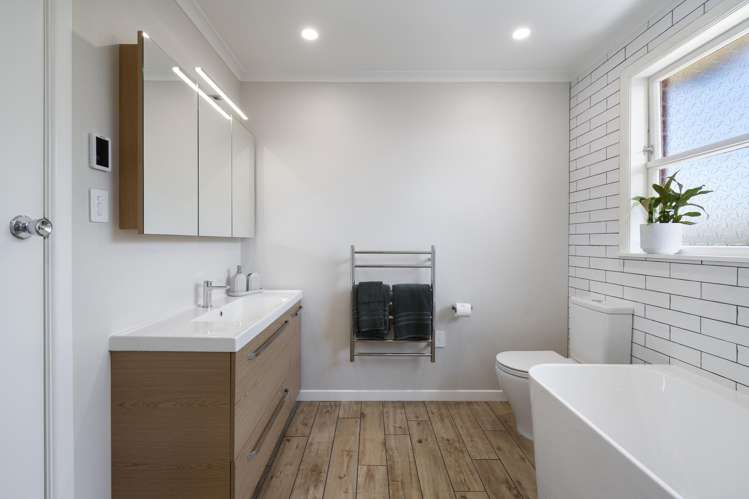 6 High Street Bulls_18