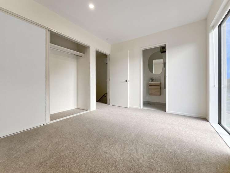 2/176 England Street 1477_6