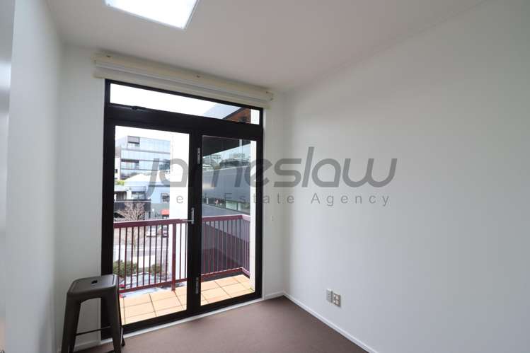 2/196 Victoria Street West City Centre_3