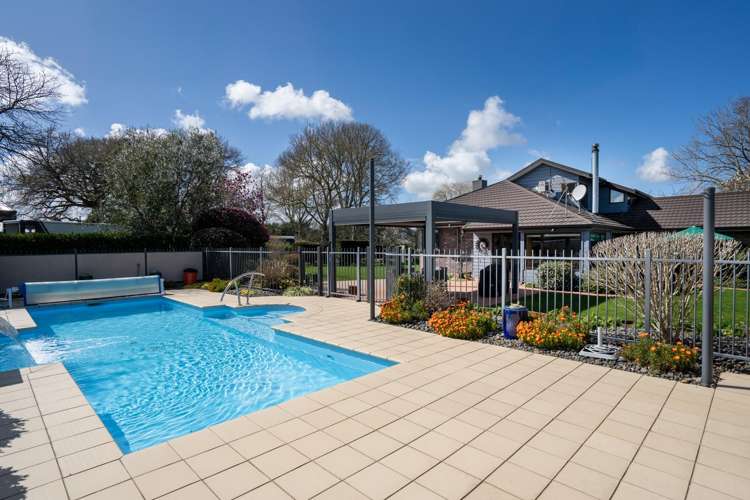 347 Racecourse Road Cambridge_10