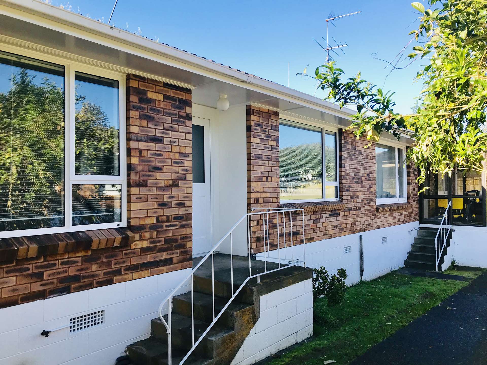 2/11 Waipuna Road Mount Wellington_0