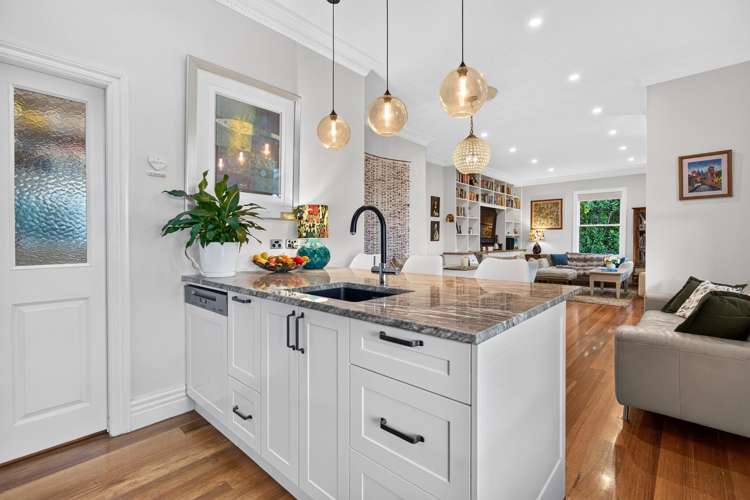 283A Muritai Road Eastbourne_14
