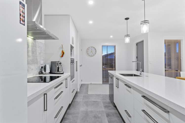 37 Franks Way Papamoa_4