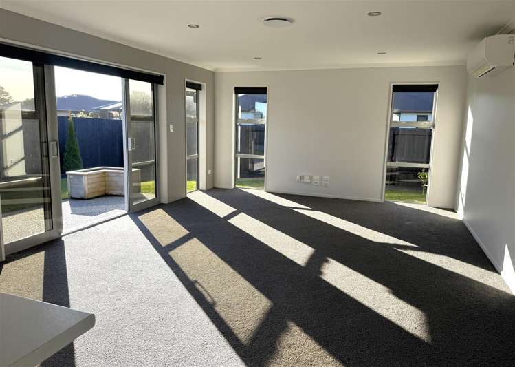 21 Ashley Drive Paroa_8