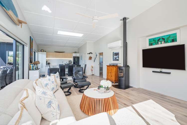 10 Voyager Place Cooks Beach_10