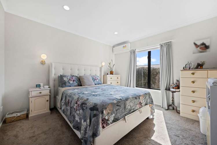 47/1 Ambrico Place New Lynn_9