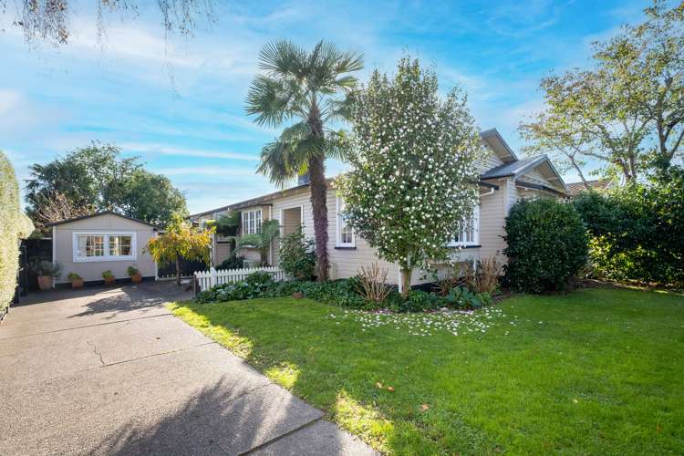 900 Caroline Road Mayfair_15