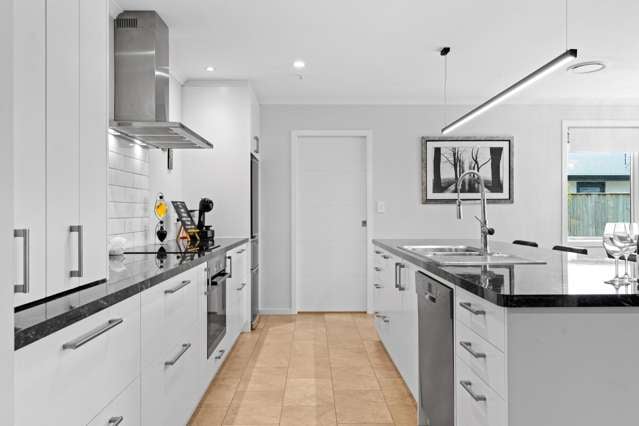 4 Warrington Court Carterton_2