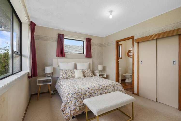 11 Thomson Avenue Dinsdale_13