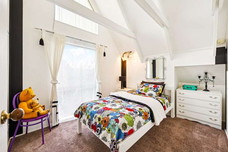 7 Oratau Place Greenhithe_21