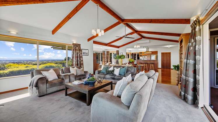 1 Watlings Place Kennedys Bush_6