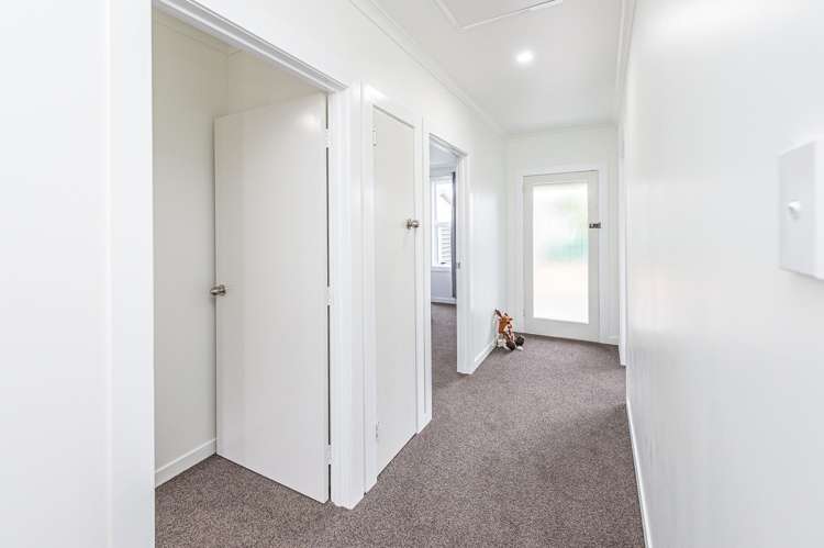 89 Great North Road Saint Johns Hill_16